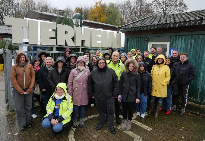 Teilnehmende am Social Day im Tierheim